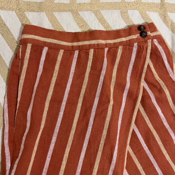 Madewelm Linen Cotton-Overlay Skirt in Stripe - Picture 4 of 6